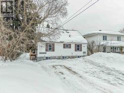 35 Fairview AVE Sault Ste. Marie, ON P6C 3B3