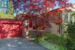 80 BERKINSHAW CRESCENT Toronto, ON M3B 2T2