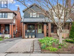 74 NEALON AVENUE Toronto, ON M4K 1Z2