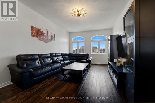 420 Armstrong Street W, North Perth, ON - Indoor Photo Showing Living Room
