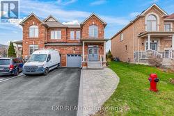565 FOXCROFT BOULEVARD Newmarket, ON L3X 3L6