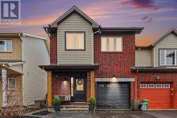 218 ROLLING MEADOW CRESCENT Ottawa, ON K1W 0B1