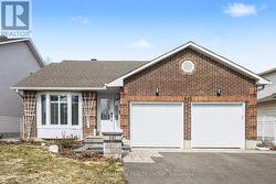 641 WILKIE DRIVE Ottawa, ON K4A 1R8