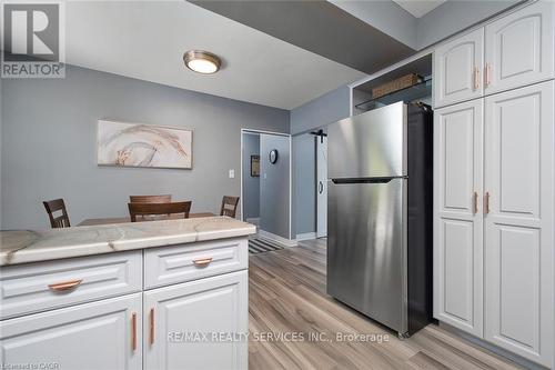 115 Uplands Drive, Kitchener, ON - Indoor Photo Showing Kitchen