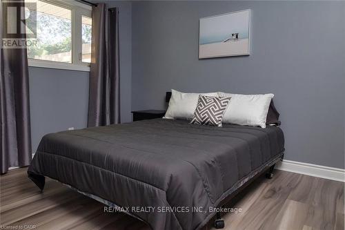 115 Uplands Drive, Kitchener, ON - Indoor Photo Showing Bedroom