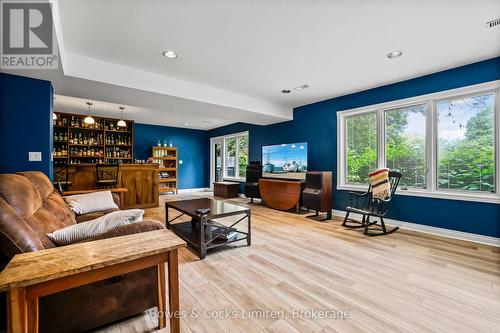 3255 Pollard Road, Clarington, ON - Indoor Photo Showing Living Room