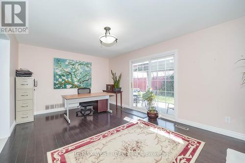 4296 Claypine Rise, Mississauga, ON - Indoor