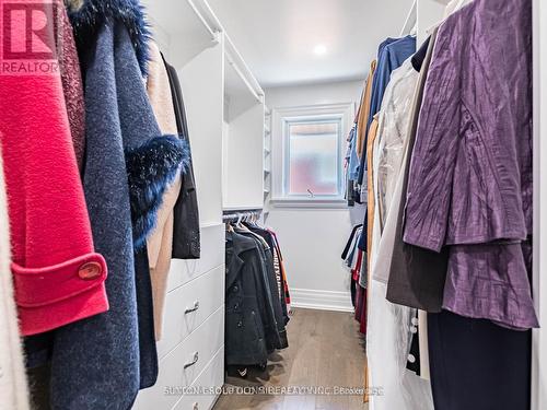 37 Suburban Drive, Mississauga, ON - Indoor With Storage