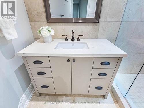 37 Suburban Drive, Mississauga, ON - Indoor Photo Showing Bathroom