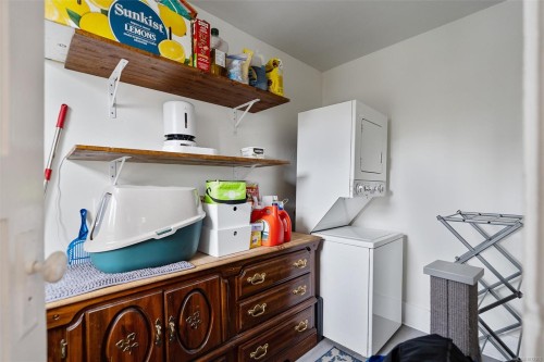 320 Moss St, Victoria, BC 