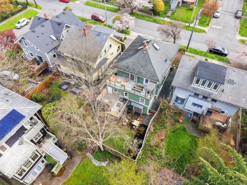 320 Moss St, Victoria, BC 