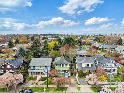 320 Moss St, Victoria, BC 