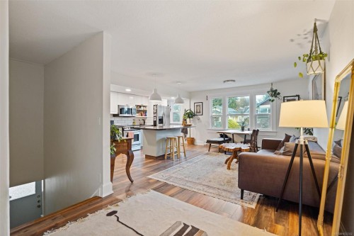 320 Moss St, Victoria, BC 