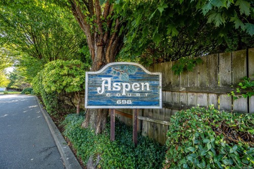 208A-698 Aspen Rd, Comox, BC - Outdoor