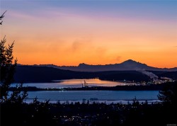 1214 College Dr Nanaimo, BC V9R 6A4