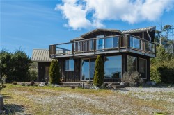 1117 Sixth Ave Ucluelet, BC V0R 3A0