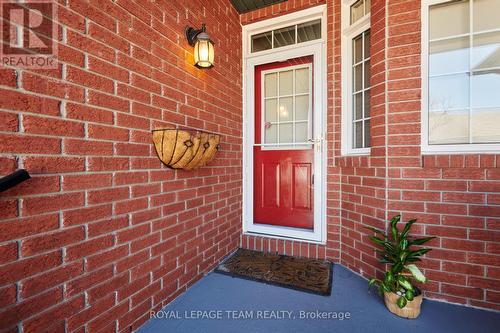 114 Bartlett Private, Ottawa, ON - Outdoor With Exterior