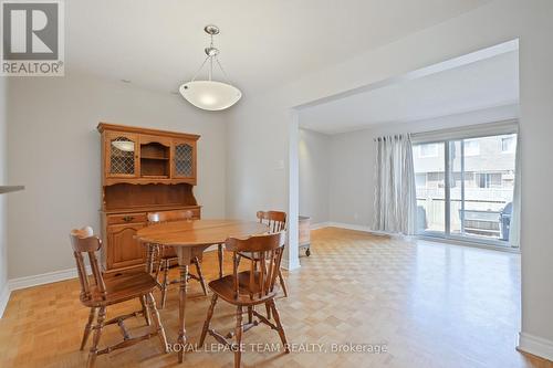Dining Room - 2942 Fairlea Crescent, Ottawa, ON - Indoor Photo Showing Dining Room