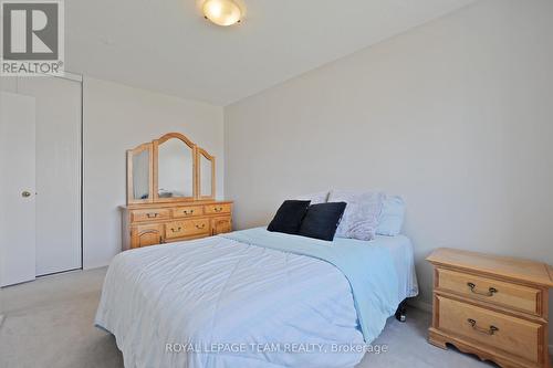 2nd Bedroom - 2942 Fairlea Crescent, Ottawa, ON - Indoor Photo Showing Bedroom