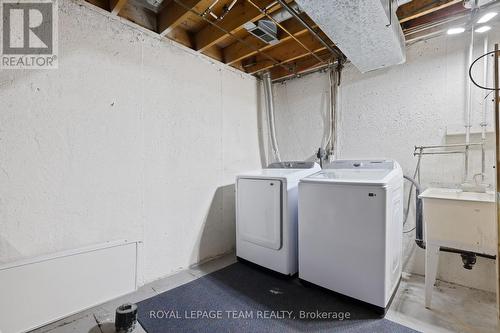 Laundry Room - 2942 Fairlea Crescent, Ottawa, ON - Indoor Photo Showing Laundry Room