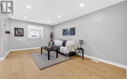 30 Bridlewreath Street, Kitchener, ON - Indoor Photo Showing Other Room