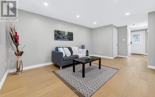 30 Bridlewreath Street, Kitchener, ON - Indoor