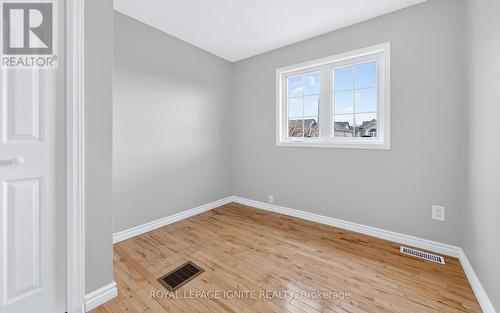 30 Bridlewreath Street, Kitchener, ON - Indoor Photo Showing Other Room