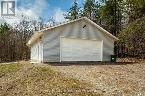 Heated Shop - 756 Champlain Road, Tiny, ON - Outdoor With Exterior