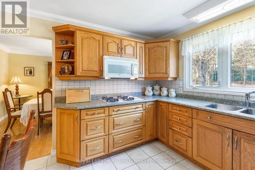 Gas Cook Top - 756 Champlain Road, Tiny, ON - Indoor Photo Showing Kitchen With Double Sink