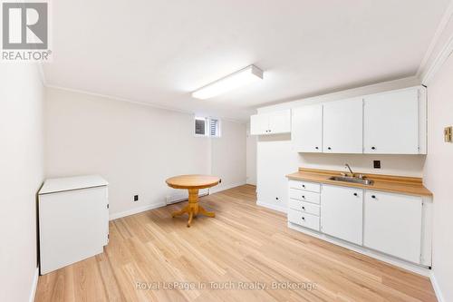 Eat in Kitchen - 756 Champlain Road, Tiny, ON - Indoor