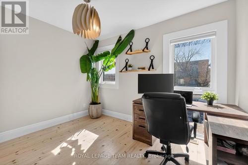 142 Florence Street, Ottawa, ON - Indoor Photo Showing Office