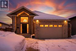 333 Ruby CRES  Thunder Bay, ON P7G 2S9