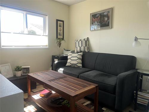 37 Bluebird Crescent, Brandon, MB - Indoor