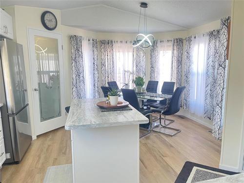 37 Bluebird Crescent, Brandon, MB - Indoor