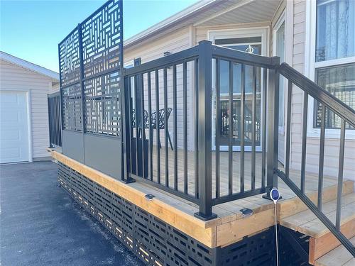 37 Bluebird Crescent, Brandon, MB - Outdoor