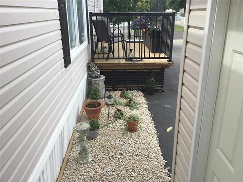 37 Bluebird Crescent, Brandon, MB - Outdoor With Exterior