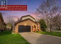 471 VALHALLA COURT Oakville, ON L6L 5M5