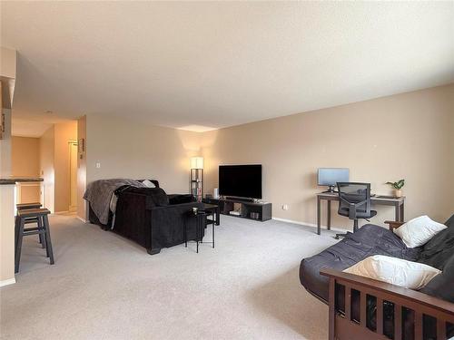 32 Willow Place, Brandon, MB - Indoor