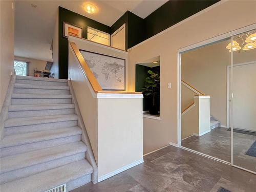 32 Willow Place, Brandon, MB - Indoor Photo Showing Other Room