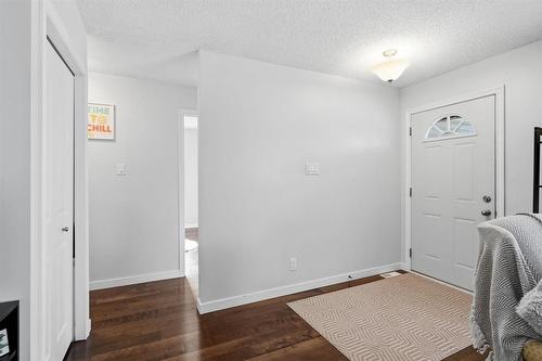 37 Hobbs Crescent, Winnipeg, MB - Indoor Photo Showing Other Room