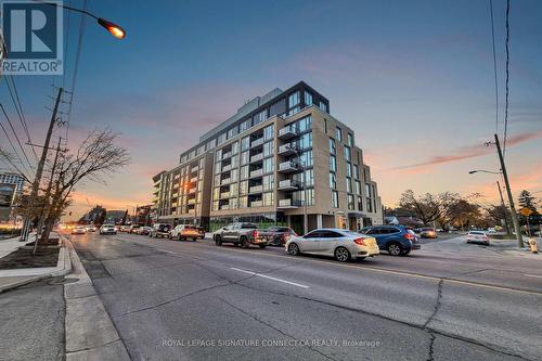 208 - 6 CHARTWELL ROAD  Toronto, ON M8Z 0H2