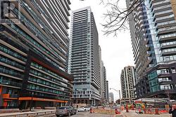 2107 - 99 BROADWAY AVENUE S Toronto (Mount Pleasant West), ON M4P 0E3