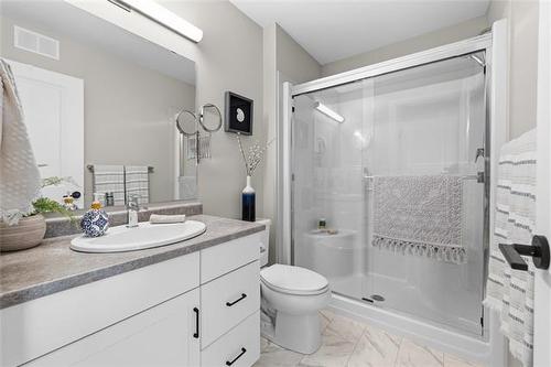 37 Mccrindle Bay, Winnipeg, MB 