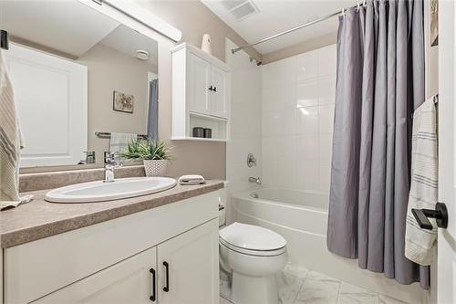 37 Mccrindle Bay, Winnipeg, MB 