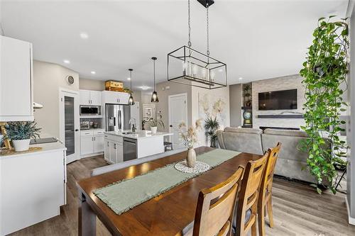 37 Mccrindle Bay, Winnipeg, MB 