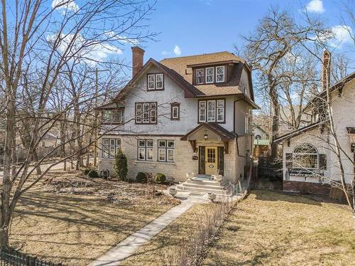 299 Yale Ave, Winnipeg, MB 