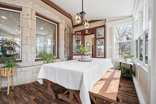 299 Yale Ave, Winnipeg, MB 