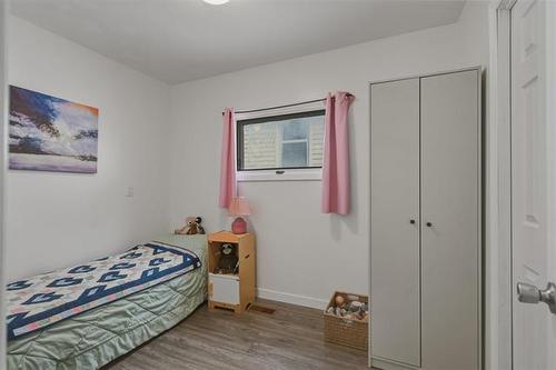 575 Castle Ave, Winnipeg, MB 