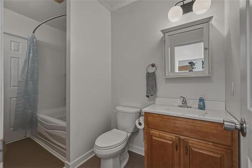 575 Castle Ave, Winnipeg, MB 