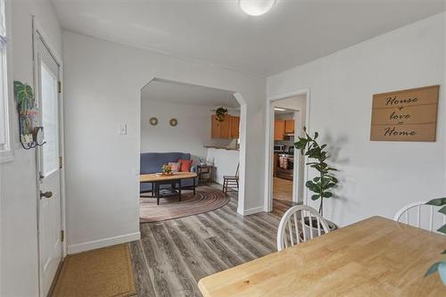 575 Castle Ave, Winnipeg, MB 